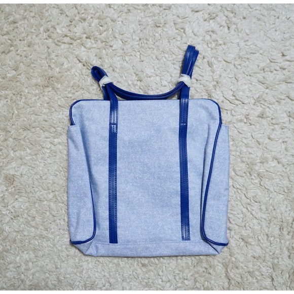 New! AUTHENTIC Clinique Make Up Tote Bag - Picture 5 of 5